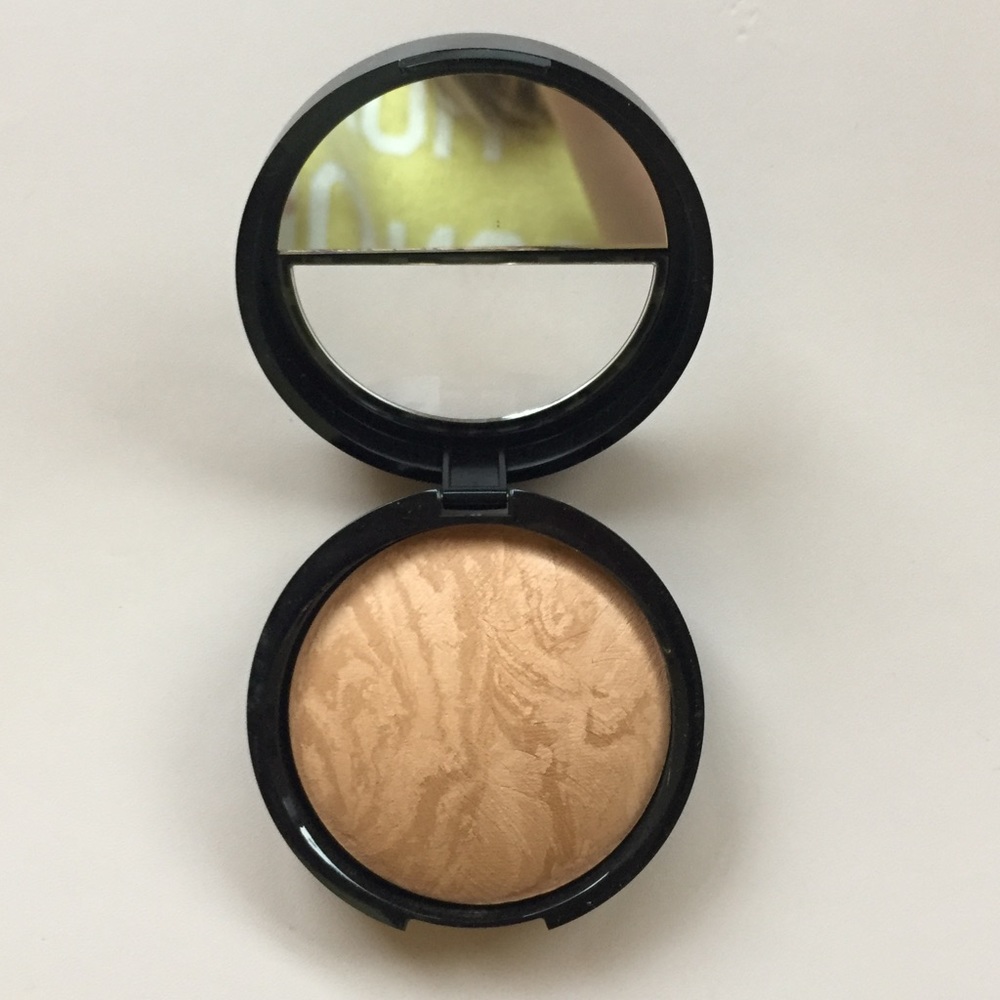 Baked Balance-n-Brighten Golden Medium